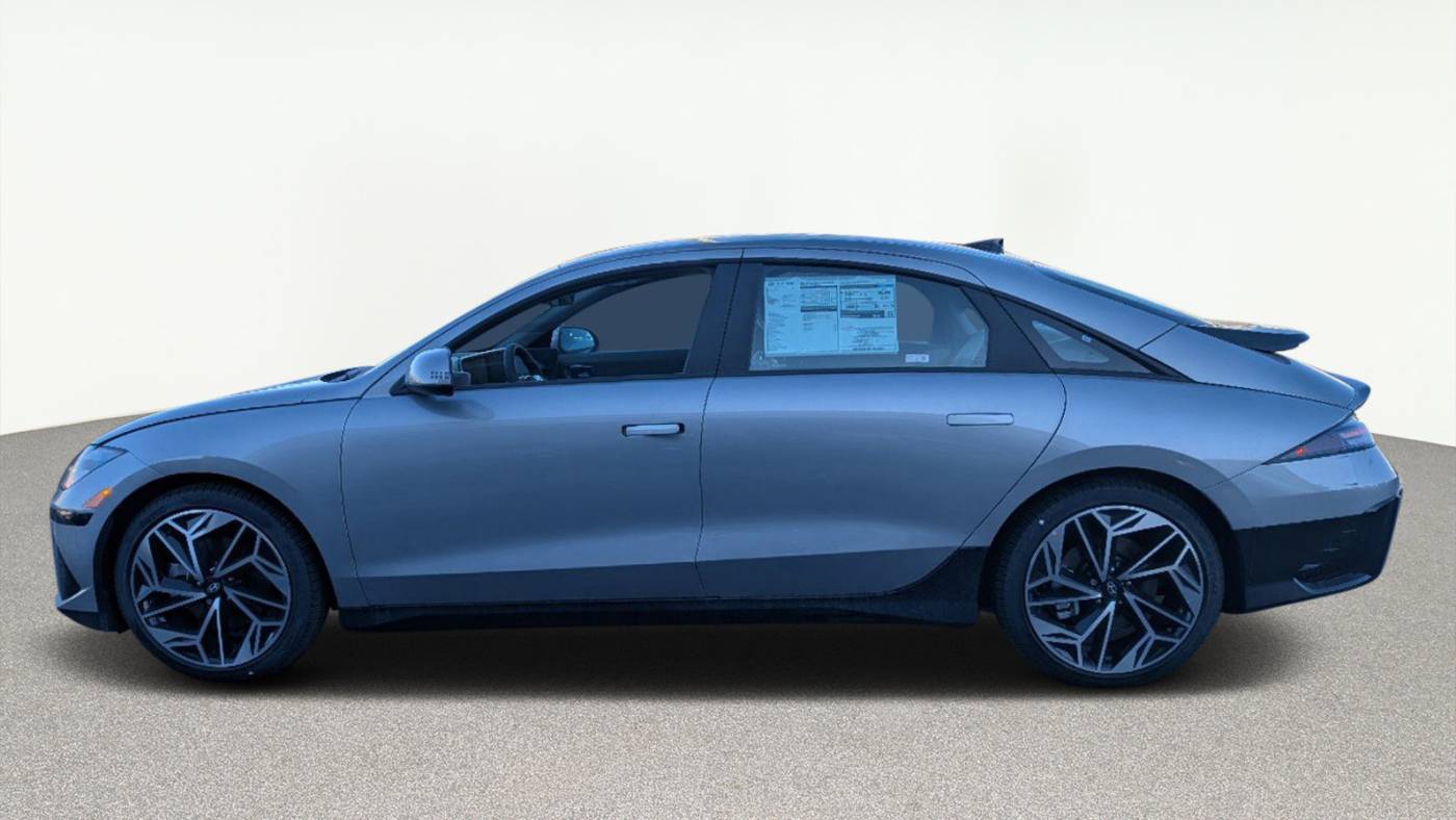 2025 Hyundai IONIQ 6 KMHM34AC6SA088487