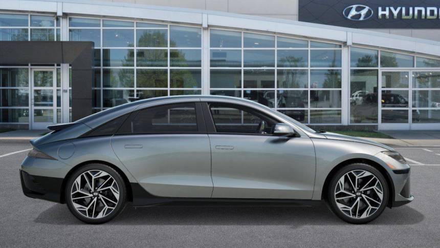 2025 Hyundai IONIQ 6 KMHM34AA8SA095892