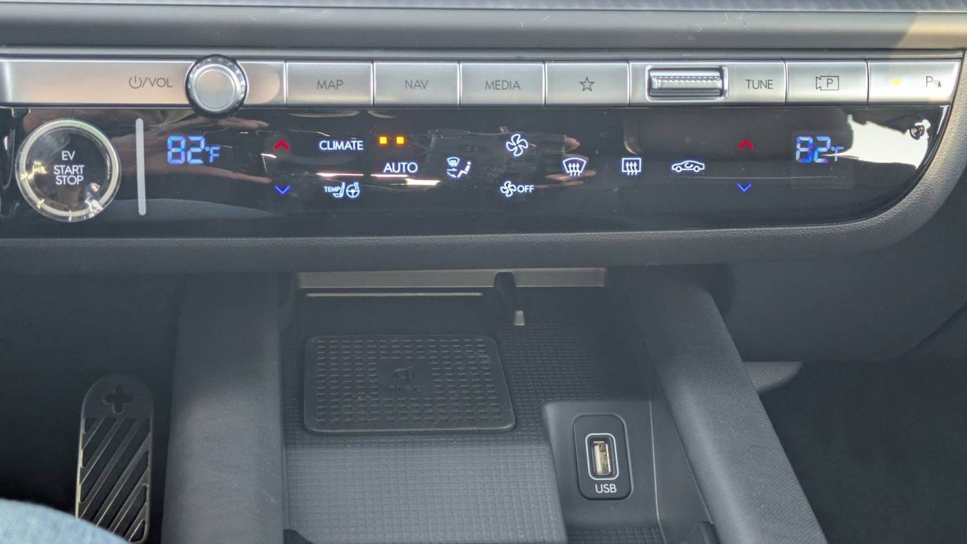 2025 Hyundai IONIQ 6 KMHM54AC4SA085761