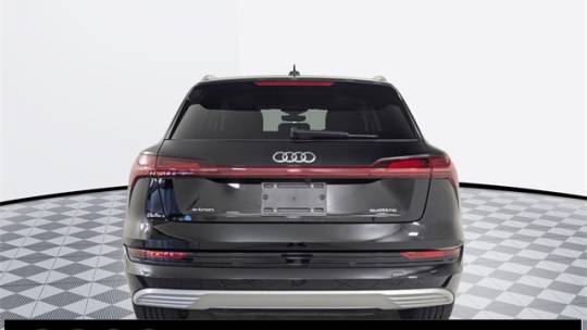 2021 Audi e-tron WA1AAAGE9MB011267