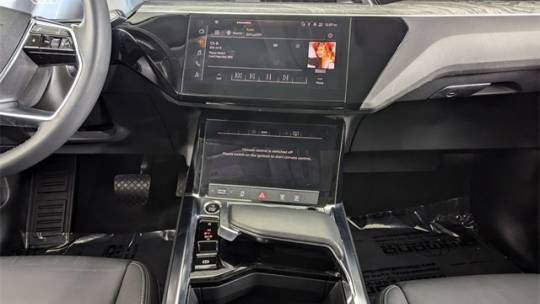 2021 Audi e-tron WA1AAAGE9MB011267