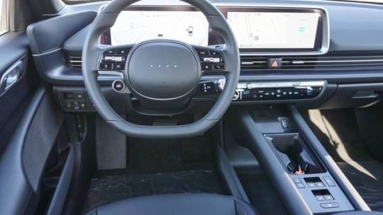 2025 Hyundai IONIQ 6 KMHM34AC9SA082604