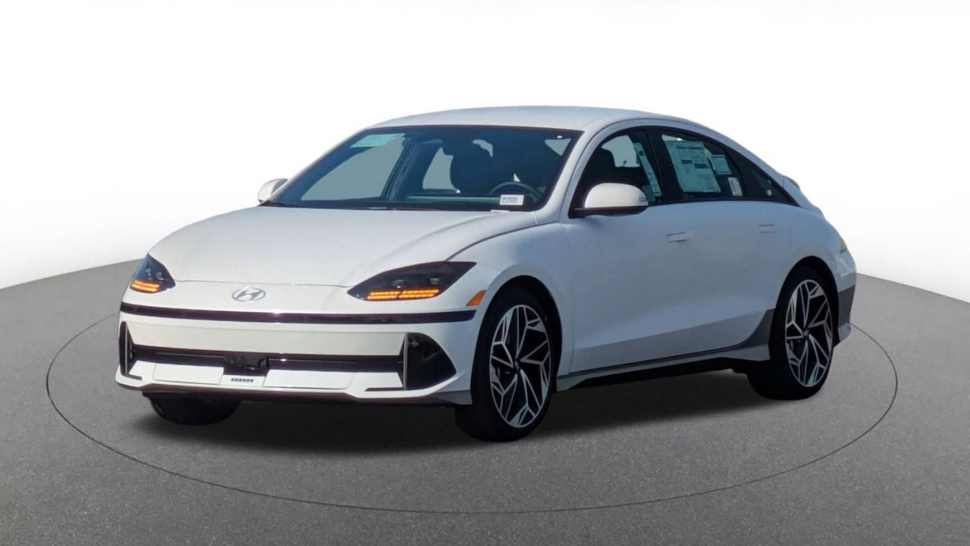2025 Hyundai IONIQ 6 KMHM34AA3SA096206