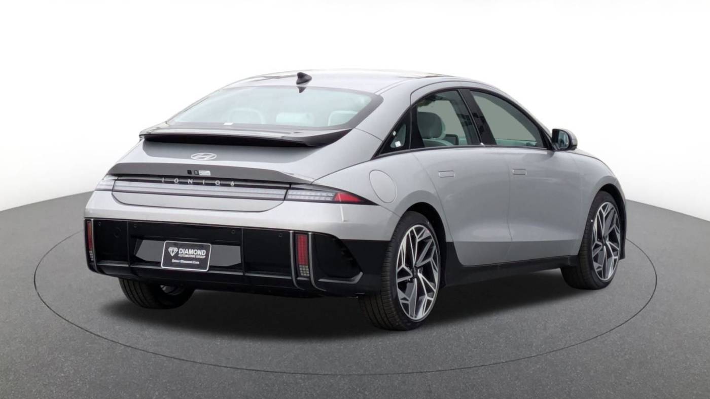 2025 Hyundai IONIQ 6 KMHM54AA0SA096125