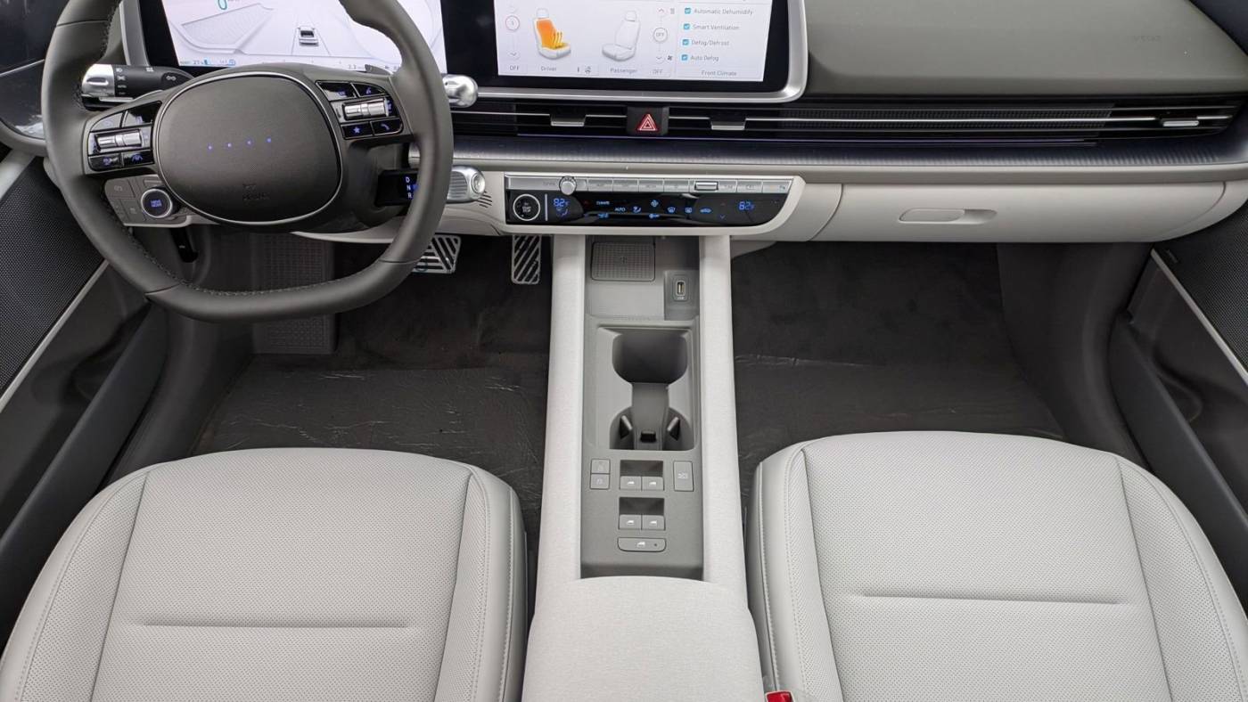 2025 Hyundai IONIQ 6 KMHM54AA0SA096125