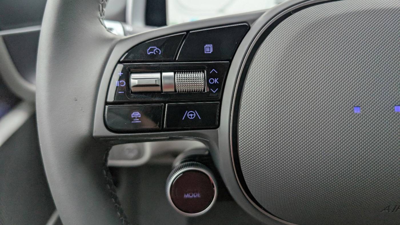 2025 Hyundai IONIQ 6 KMHM34AC9SA090184