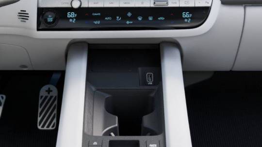2025 Hyundai IONIQ 6 KMHM54AA9SA095846