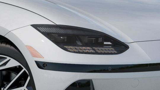 2025 Hyundai IONIQ 6 KMHM54AA9SA095846