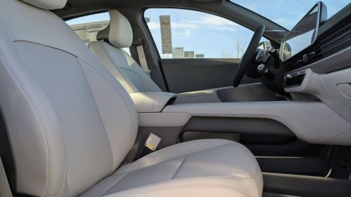 2025 Hyundai IONIQ 6 KMHM54AA9SA083051