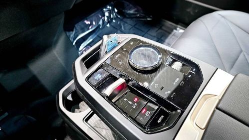 2025 BMW iX WB523CF07SCU45860