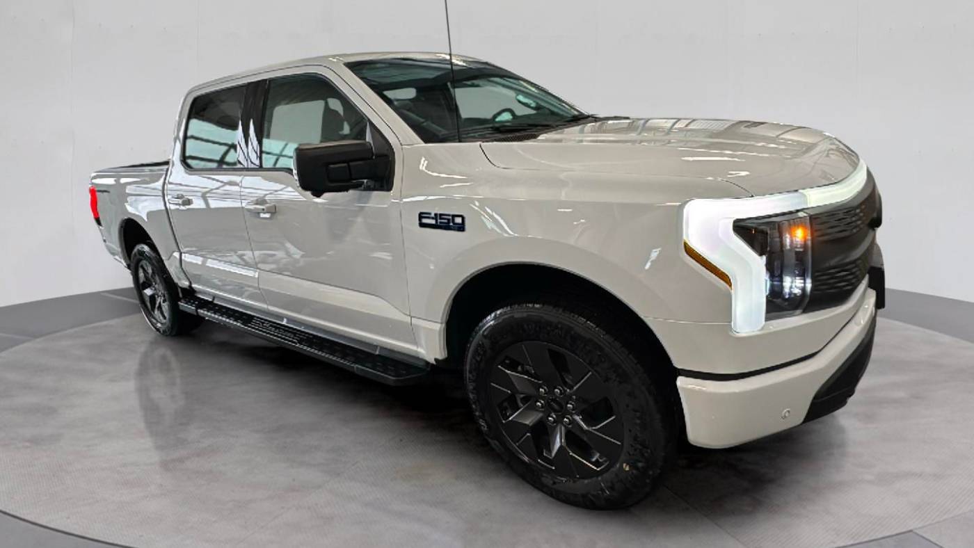 2024 Ford F-150 Lightning 1FT6W3L74RWG13574