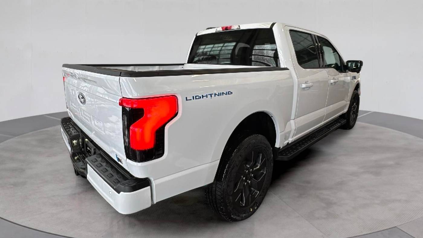 2024 Ford F-150 Lightning 1FT6W3L74RWG13574