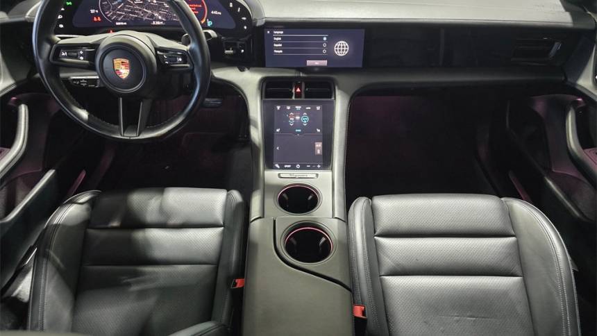 2022 Porsche Taycan - Images - 9