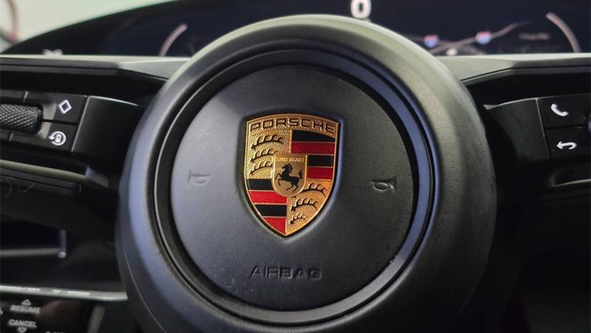 2022 Porsche Taycan - Images - 22