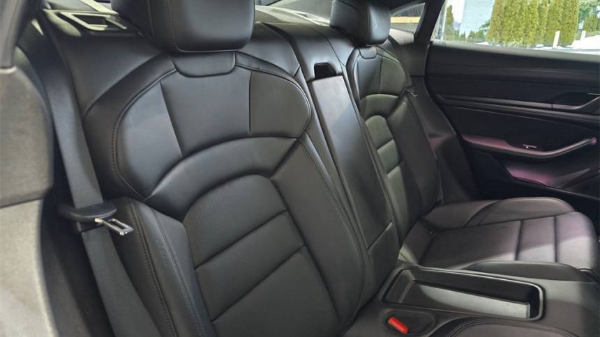 2022 Porsche Taycan - Images - 28