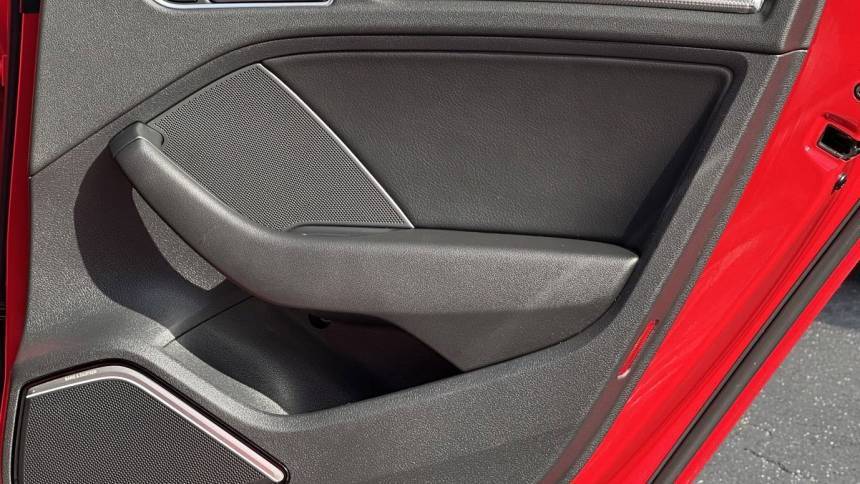 2017 Audi A3 Sportback e-tron - Images - 12
