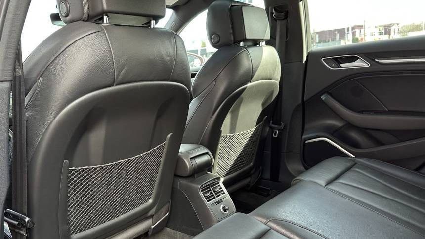 2017 Audi A3 Sportback e-tron - Images - 15