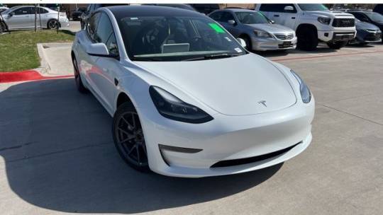 2023 Tesla Model 3 5YJ3E1EB5PF471233