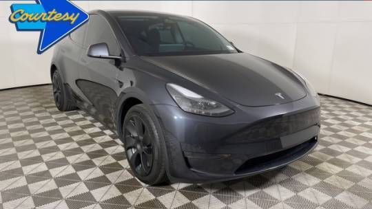 2024 Tesla Model Y 7SAYGDEE1RA227240