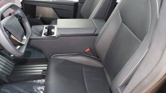 2024 Tesla Cybertruck - Images - 15