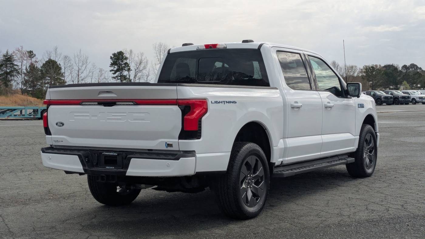 2025 Ford F-150 Lightning 1FTVW5L75SWG02323