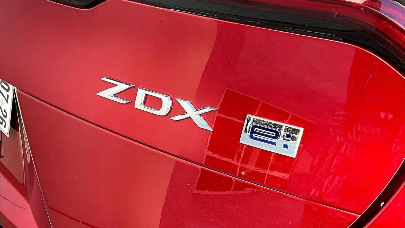 2024 Acura ZDX 4W5KHNRL2RZ501009