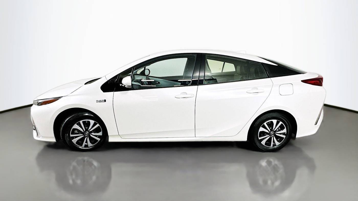 2018 Toyota Prius Prime JTDKARFP7J3075079