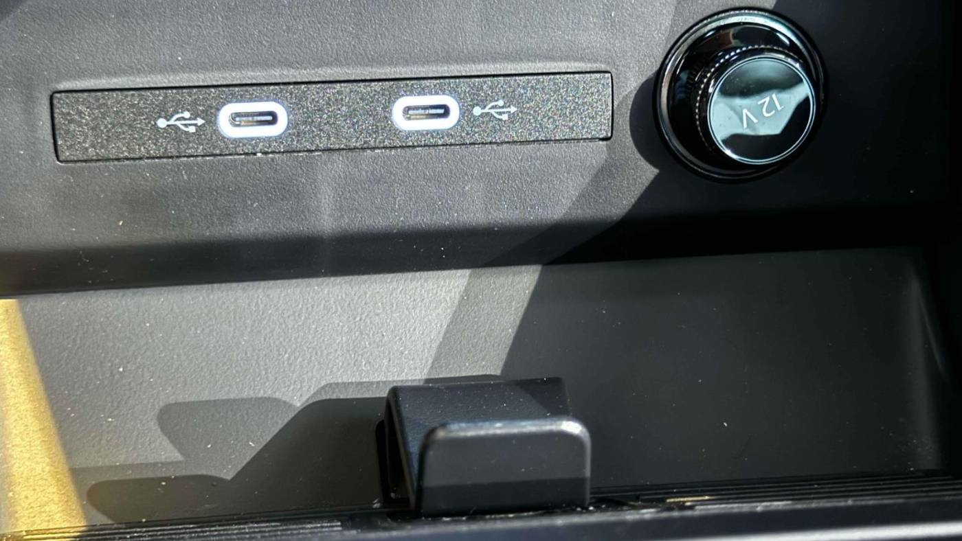 2025 Audi Q4 e-tron WA13UBFZ3SP017057