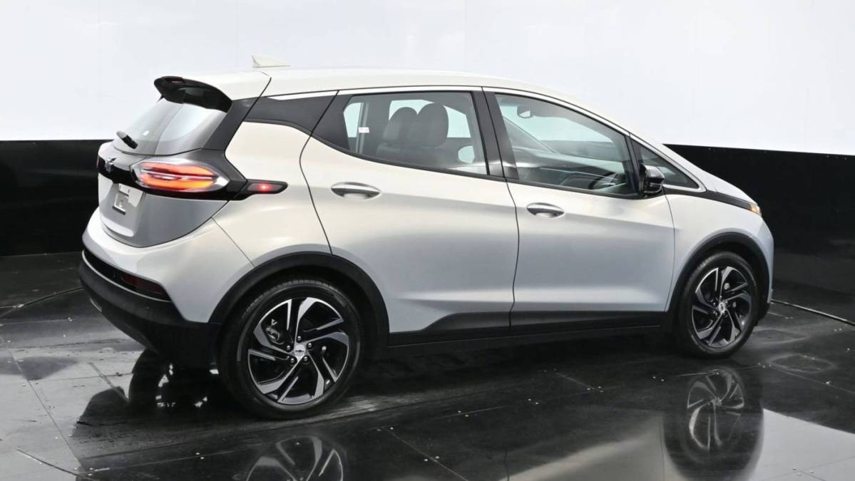 2023 Chevrolet Bolt - Images - 9