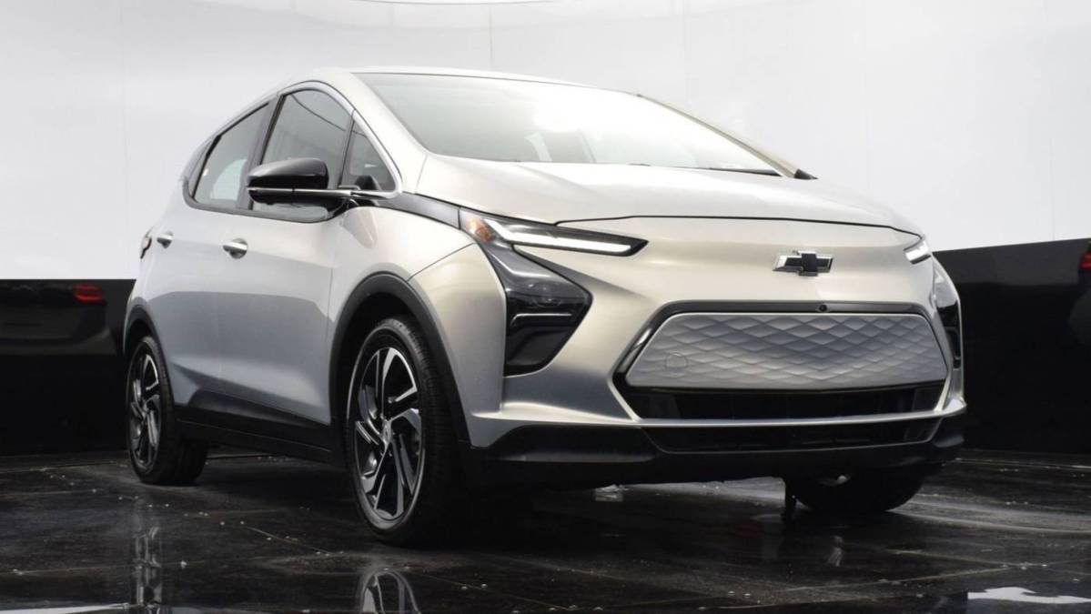 2023 Chevrolet Bolt - Images - 11