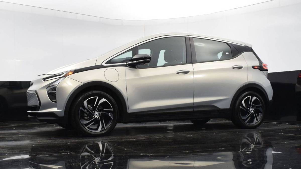2023 Chevrolet Bolt - Images - 13
