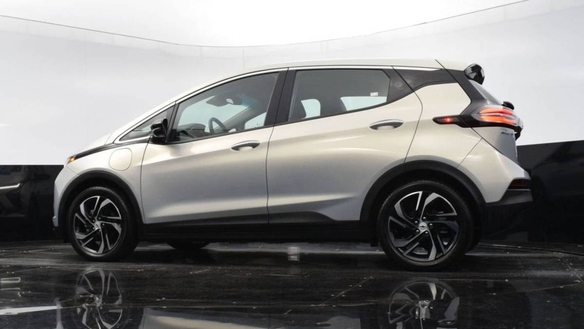 2023 Chevrolet Bolt - Images - 14