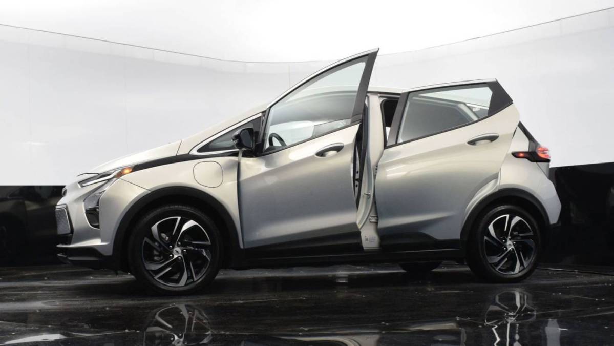 2023 Chevrolet Bolt - Images - 28