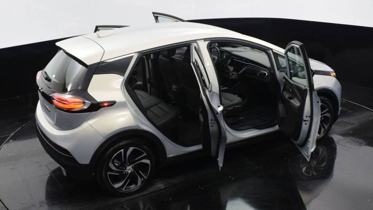 2023 Chevrolet Bolt - Images - 33
