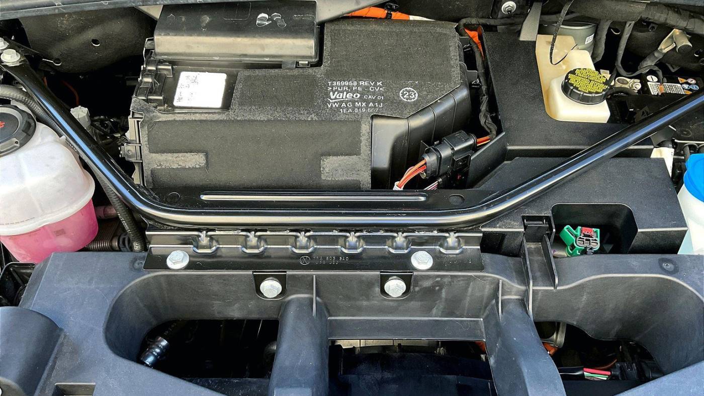 2023 Volkswagen ID.4 1V2DNPE83PC036069
