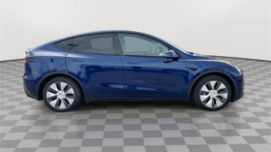 2020 Tesla Model Y 5YJYGDEE7LF043976