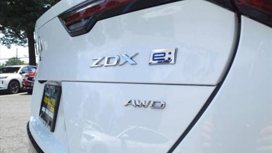 2024 Acura ZDX 4W5KHNRL5RZ501358