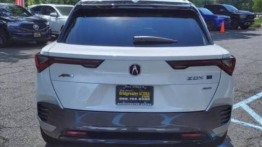 2024 Acura ZDX 4W5KHNRL5RZ501358