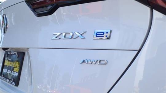 2024 Acura ZDX 4W5KHNRLXRZ502960