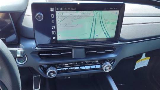 2024 Acura ZDX 4W5KHNRLXRZ502960