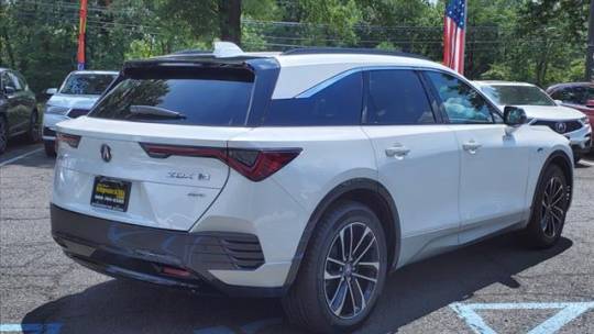 2024 Acura ZDX 4W5KHNRL5RZ501358