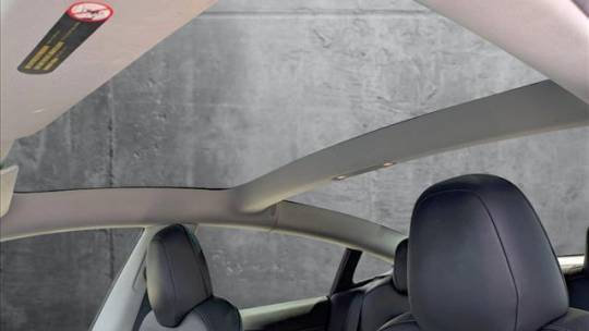 2019 Tesla Model 3 5YJ3E1EB4KF205887