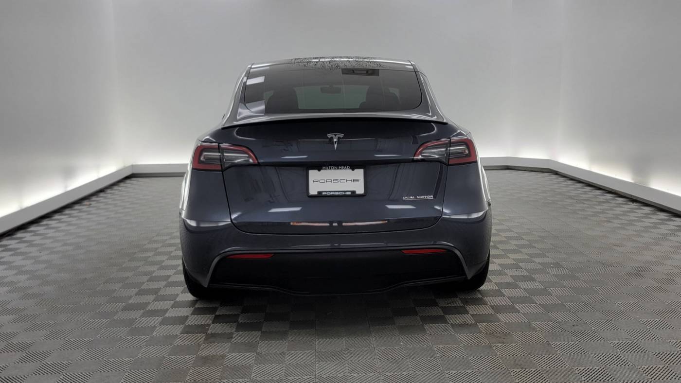 2021 Tesla Model Y 5YJYGDEF8MF197011