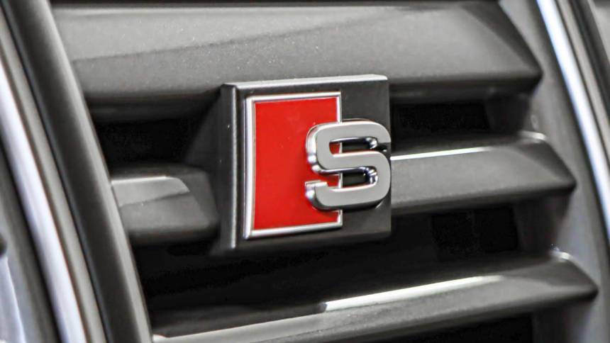 2023 Audi e-tron S - Images - 15
