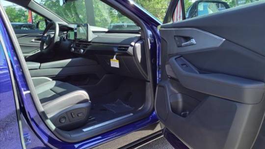 2024 Acura ZDX 4W5KHNRL9RZ501413