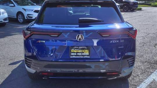 2024 Acura ZDX 4W5KHNRL9RZ501413