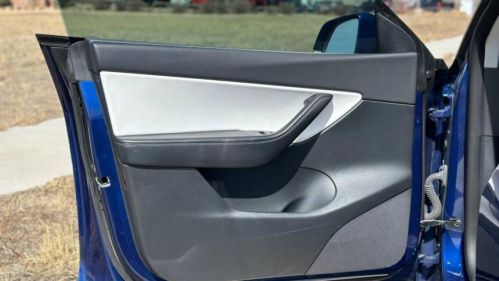 2022 Tesla Model Y 7SAYGDEE9NF314462