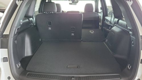 2025 Jeep Grand Cherokee 1C4RJYB6XS8678585