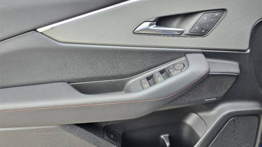 2024 Acura ZDX 4W5KHNRL8RZ514248