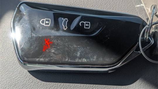 2025 Volkswagen ID.4 1V2DSPE82SC002853